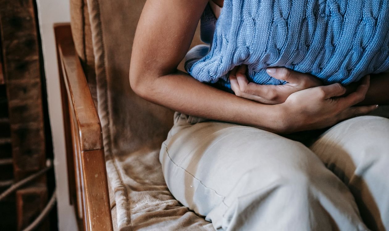 Why Does My Stomach Hurt After Eating? Causes Explained